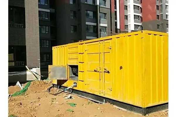 东山发电机租赁中燃油压力过低会对发动机的哪些部件造成损坏？